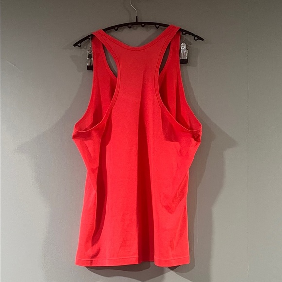 Nike Vibrant Pink Tank Top - Picture 4 of 4